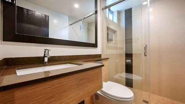 Best Western Plus Glendale image 4